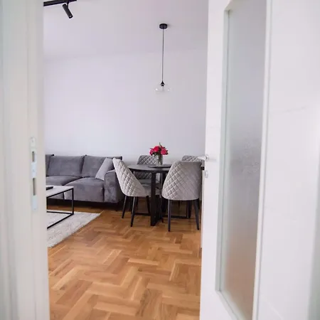 Anis Apartman